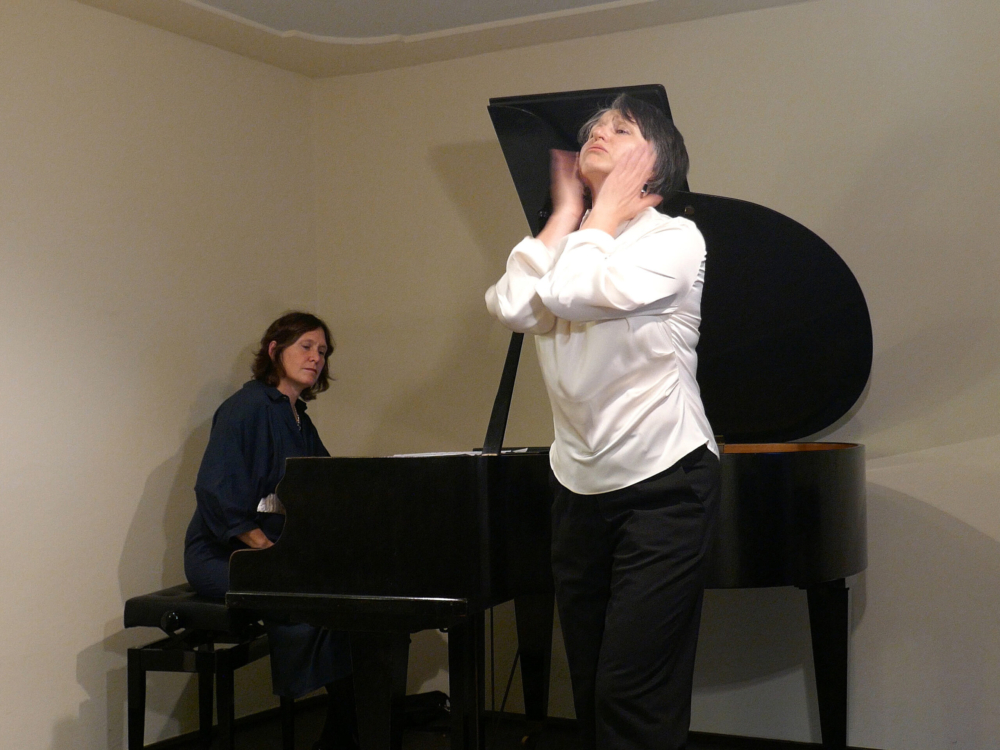 02 Foto - v.L Barbara Rektenwald, Violetta Kowal - 2024